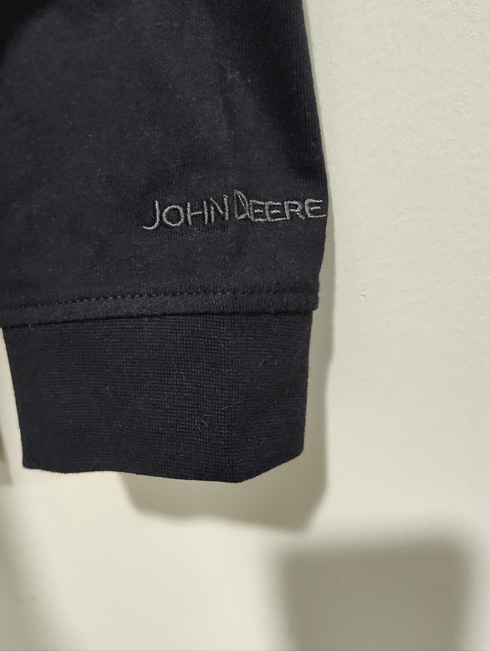 NWT John Deere Mens Long Sleeve T-Shirt Embroidered Logo Crew Neck Black Size XL - Picture 5 of 10